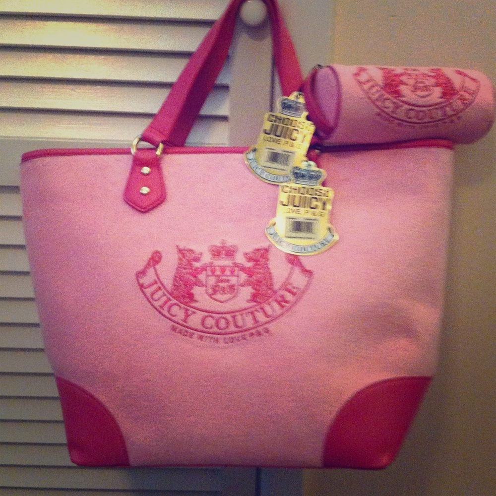 Juicy Couture Tote & Juicy Couture Make up case